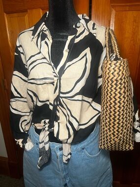 Rachel Zoe Black and Cream Floral Tie-Front Blouse